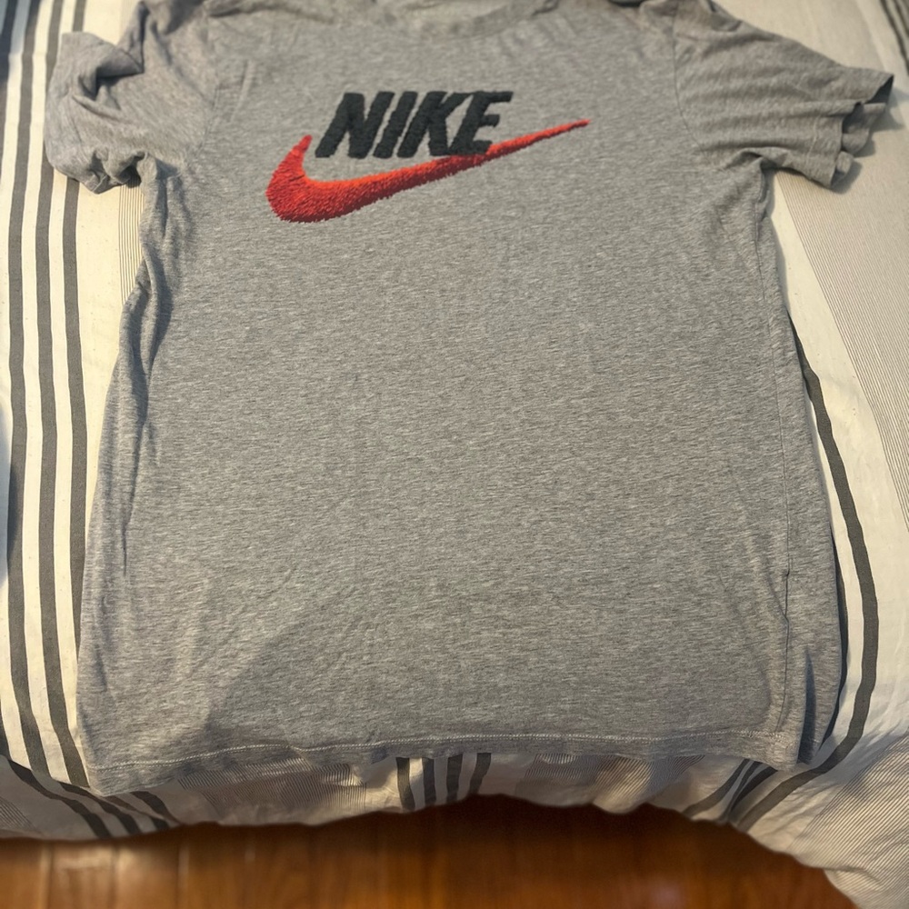 Nike Heather Gray Tee